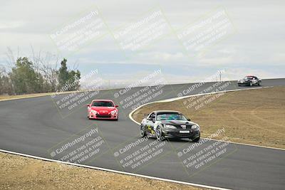 media/Jan-26-2025-CalClub SCCA (Sun) [[cfcea7df88]]/Group 1/Race/